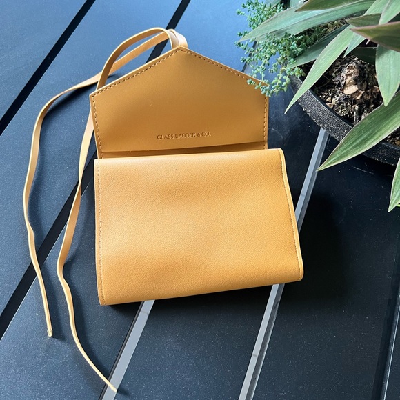 Glassladder The KatherineTech Organizer Roll vegan leather NWOT - Picture 4 of 9